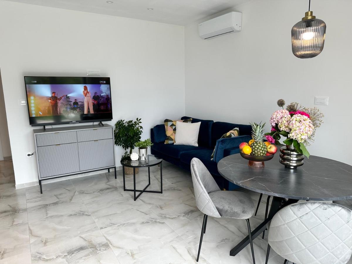 Olive View Apartment Brela Exteriér fotografie