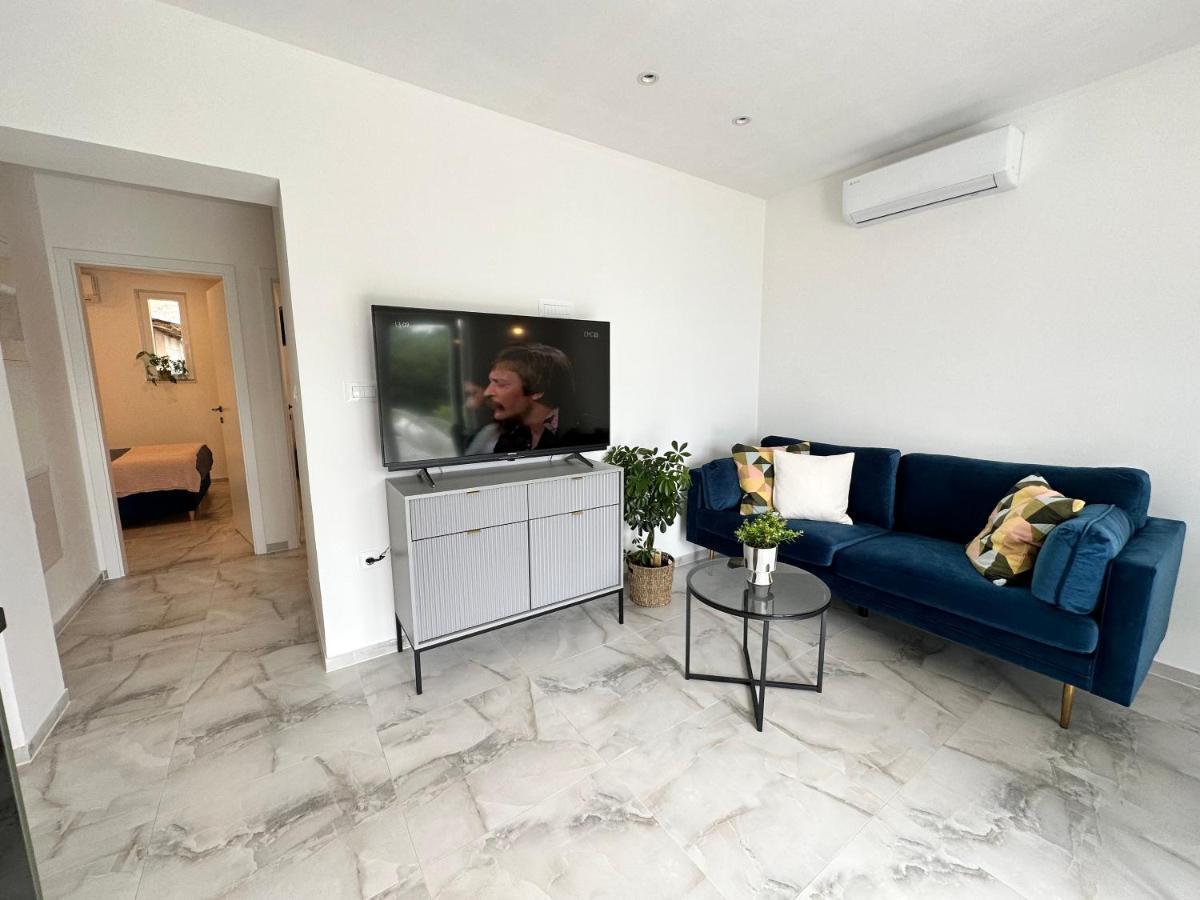 Olive View Apartment Brela Exteriér fotografie